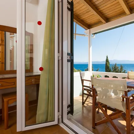 Dolphin Villas Collection Villa Tranakatika