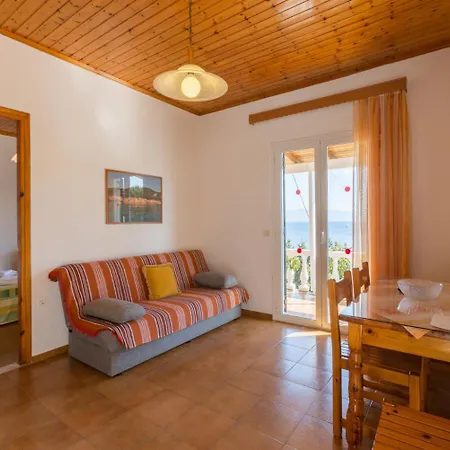 Dolphin Villas Collection * Tranakatika